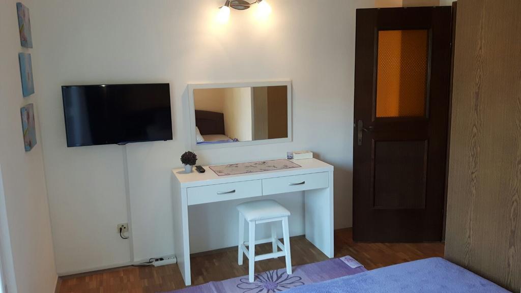 Apartments Barbara โรวีน ภายนอก รูปภาพ