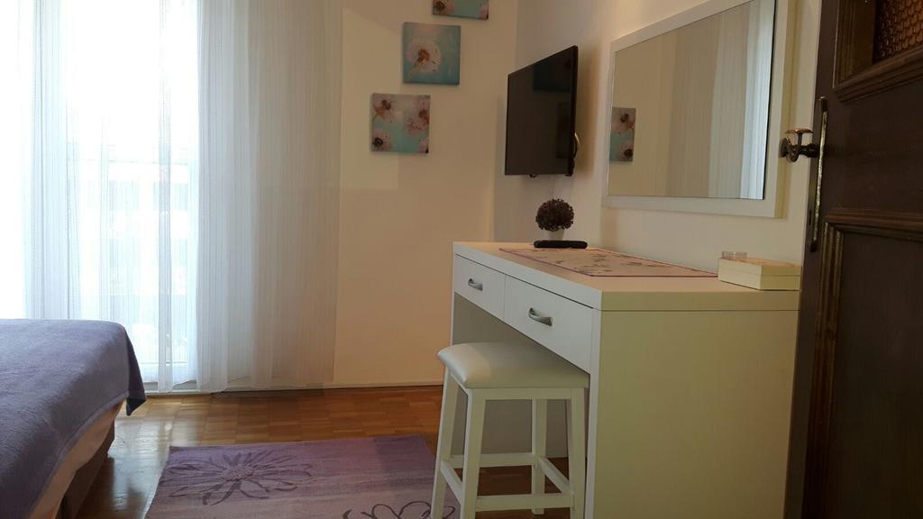 Apartments Barbara โรวีน ภายนอก รูปภาพ